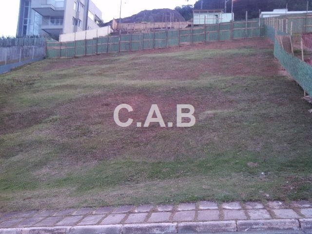 Terreno no condomínio residencial Alphasítio em Alphaville.