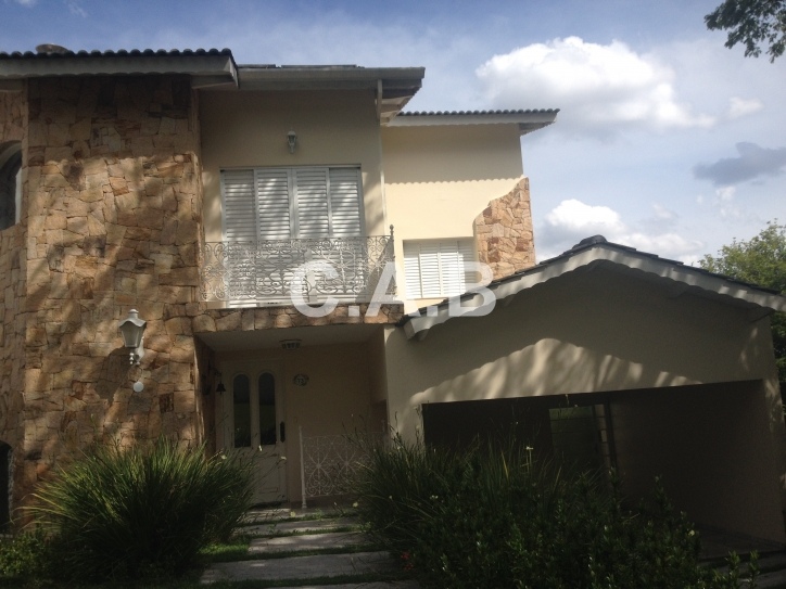 Ótima casa no Residencial 5.