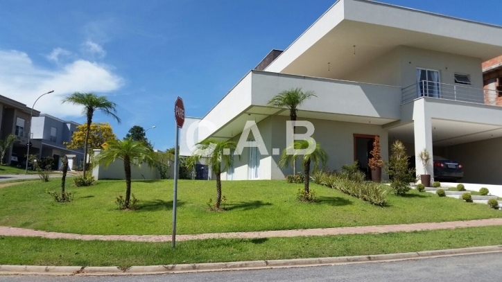 Oportunidade Linda casa no Residencial Genesis I Alphaville.