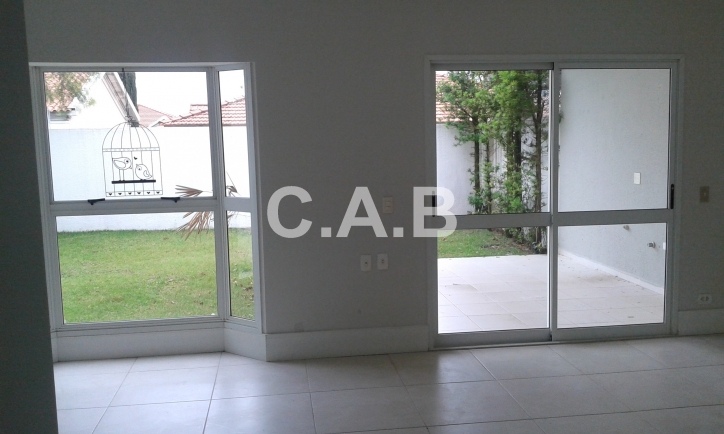 Casa Tamboré 4 Para Venda