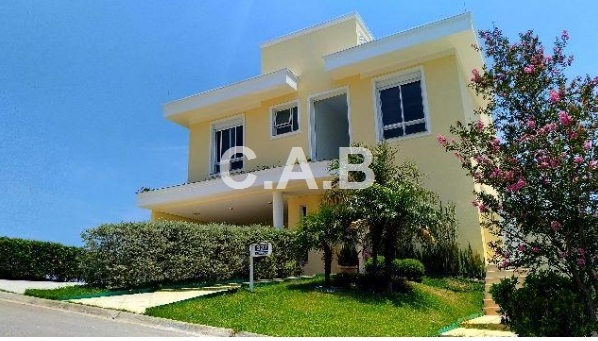 Casa no Condominio Gênesis 2 em Alphaville