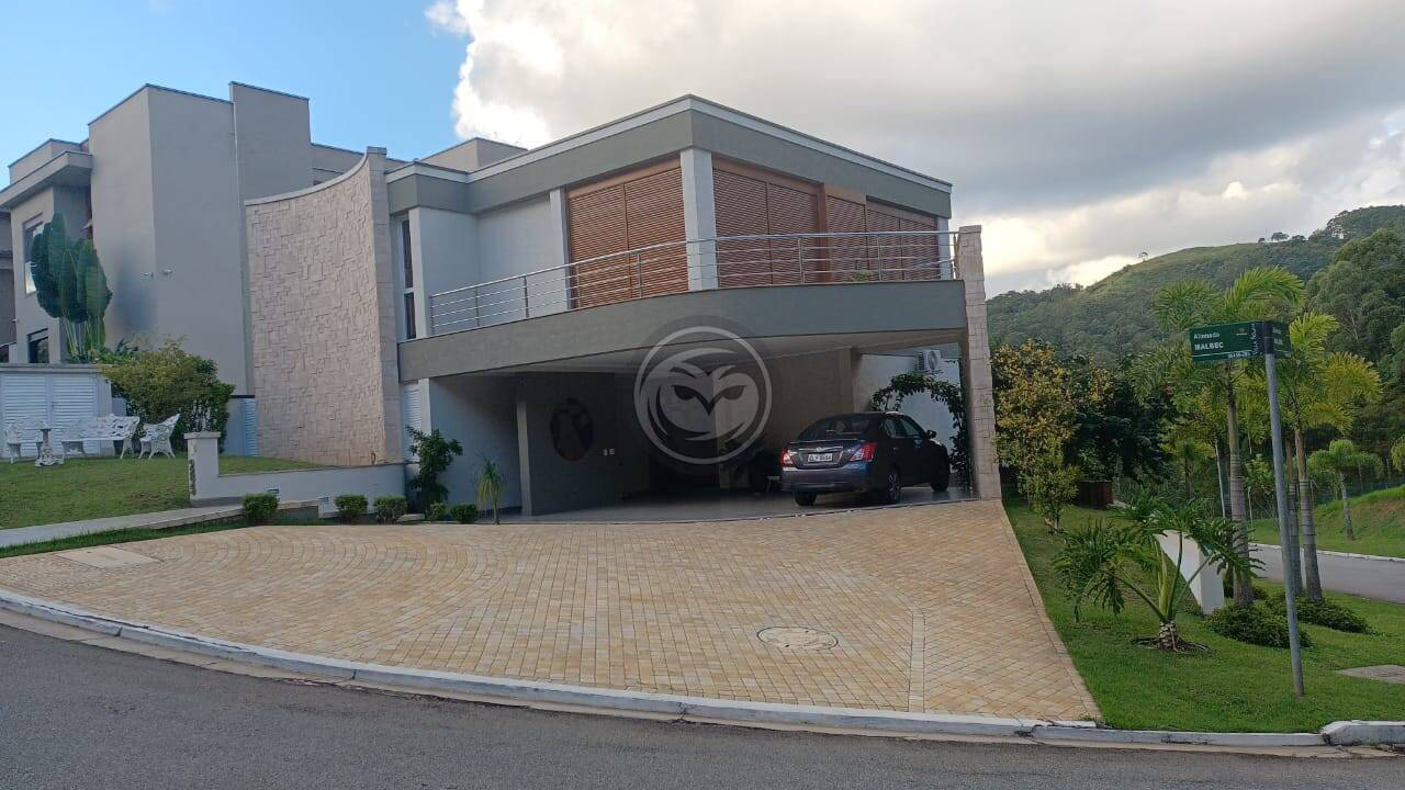 Casa de esquina para venda no Villa Solaia - Alphaville
