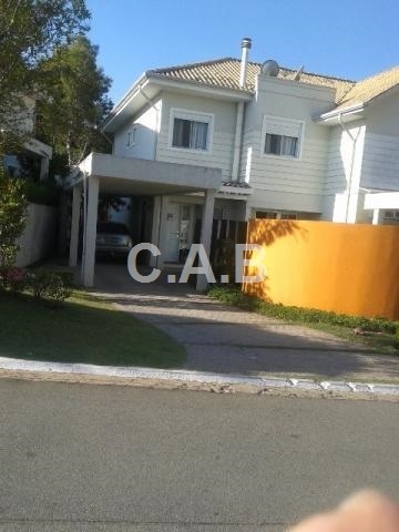 Casa no Residencial Scenic em Alphaville