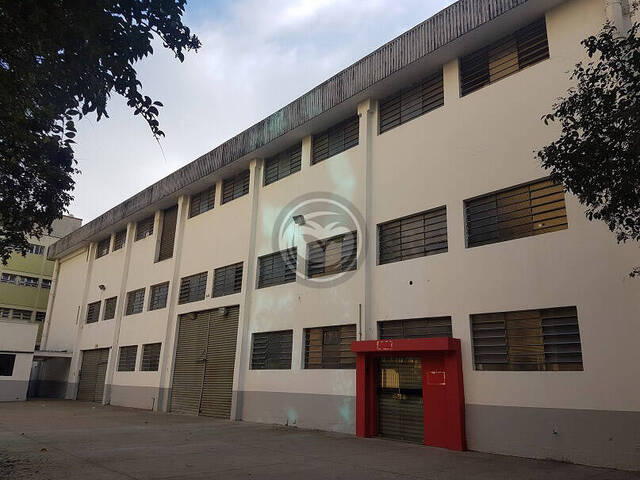  em  - 