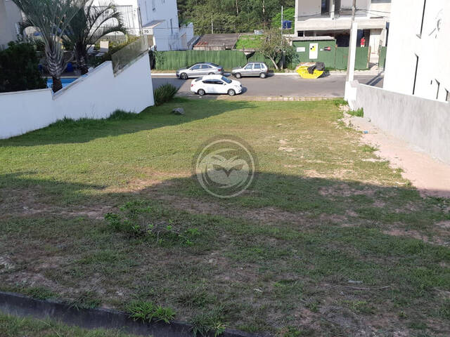 Terreno para Venda em Santana de Parnaíba - 4