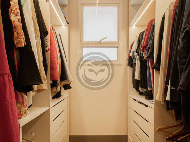 Apartamento para Venda em Santana de Parnaíba - 4