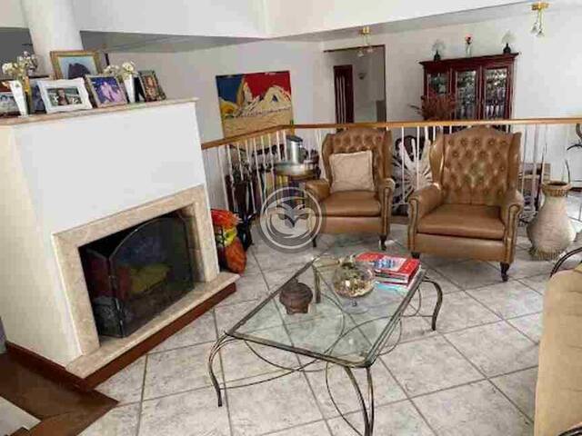 Casa em condomínio para Venda em Santana de Parnaíba - 2