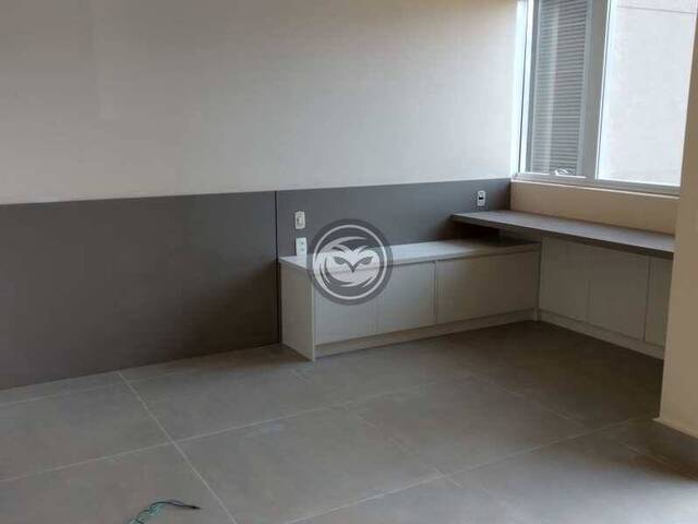 Conjunto Comercial para Venda em Santana de Parnaíba - 4