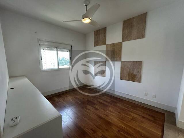 Apartamento para Venda em Santana de Parnaíba - 4