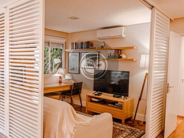 Apartamento para Venda em Santana de Parnaíba - 4