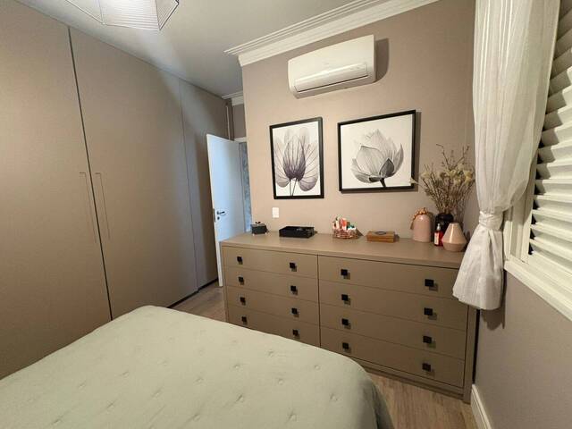 Apartamento para Venda em Santana de Parnaíba - 4